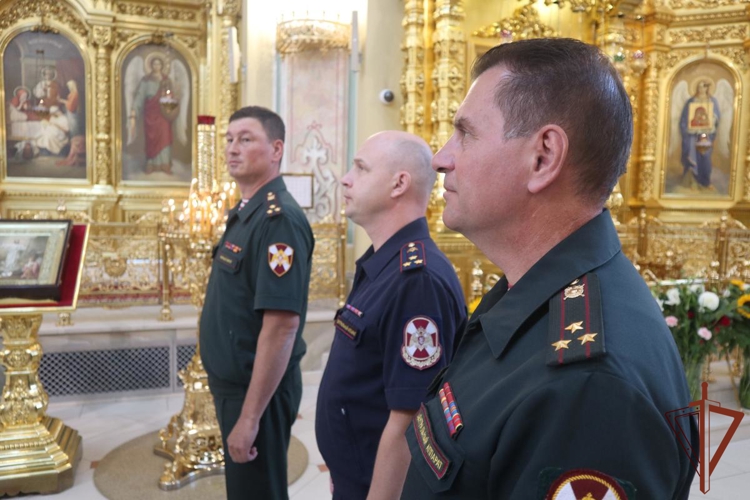 Представители командования Южного округа Росгвардии встретились с Донской митрополией