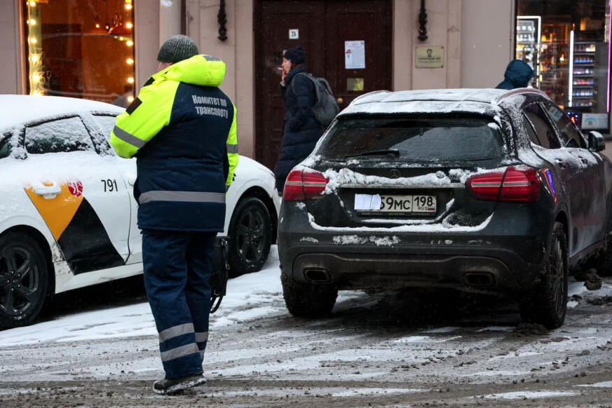 Рейды в спб сегодня. Рейд для такси санкт-петербург. Скопление таксистов. Таксист нелегал. Фото рейд дпс 2 экипажа.