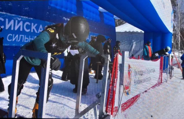 В Миассе стартовали соревнования по сноуборду Спартакиады сильнейших
