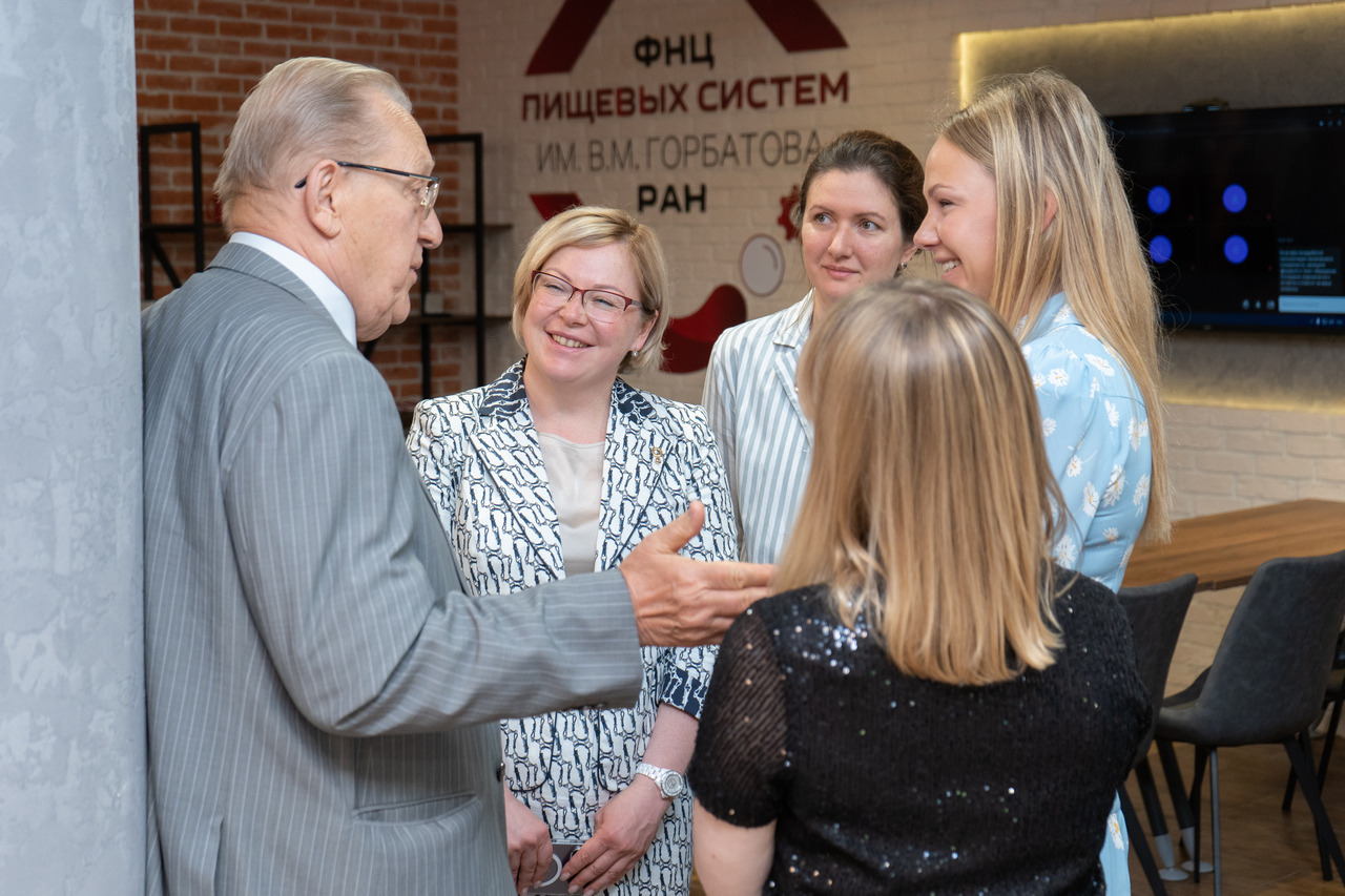 фнц пищевых систем им горбатова. м горбатова. м горбатова логотип. российский смартфон сколково. фнц пищевых систем им в.