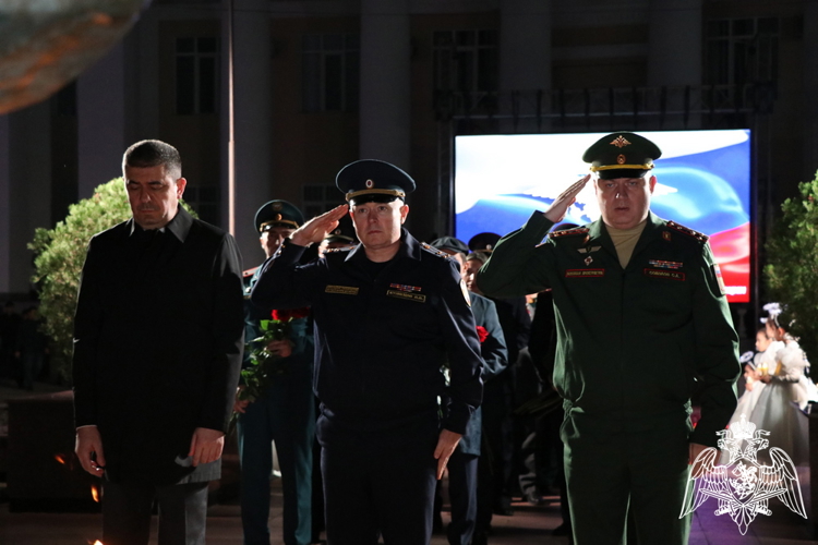 Руководитель дагестанского управления Росгвардии принял участие в памятном мероприятии