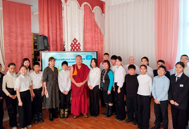 В Калмыкии открылась Буддийская воскресная школа