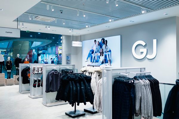 Кадровый календарь: как менялись команды российских компаний в 2025 году