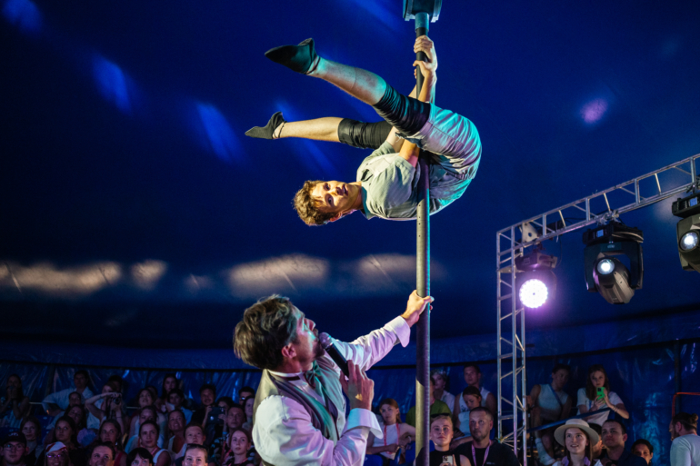 В Крыму завершился фестиваль «Таврида.АРТ» — томичи поделились эмоциями