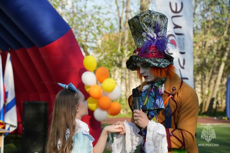 В Москве наградили победителей и лауреатов конкурса «Огонь - друг, огонь - враг»