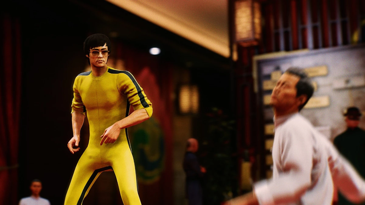 Брюс Ли помогает лысому из Hitman World of Assassination устранить опасную цель