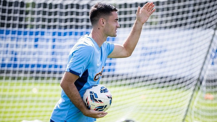 «Зенит» исправил ошибку со Зделаром. Пять самых неудачных трансферов сине-бело-голубых - фото