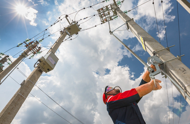 Энергетики модернизировали 23 линии электропередачи в Белгородской области