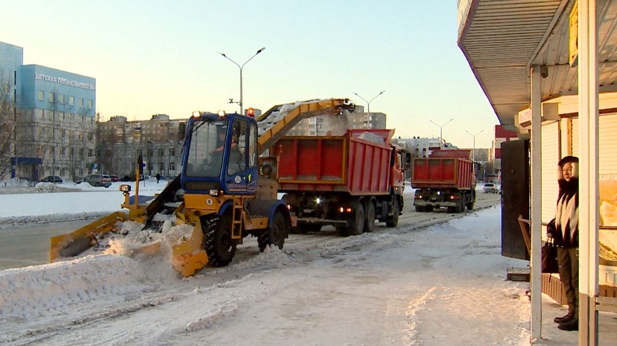 Нижневартовцы жалуются на качество уборки снега