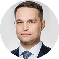 Отставки и назначения