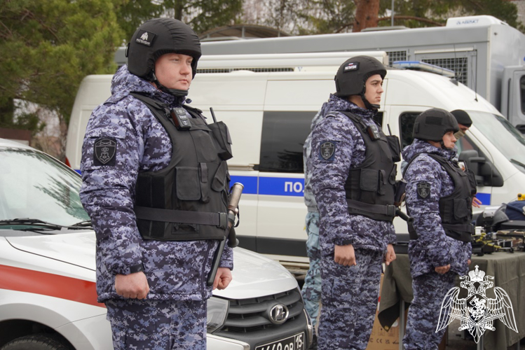 Торжественное мероприятие, посвященное Дню войск национальной Российской Федерации, состоялось в Управлении Росгвардии Чувашии