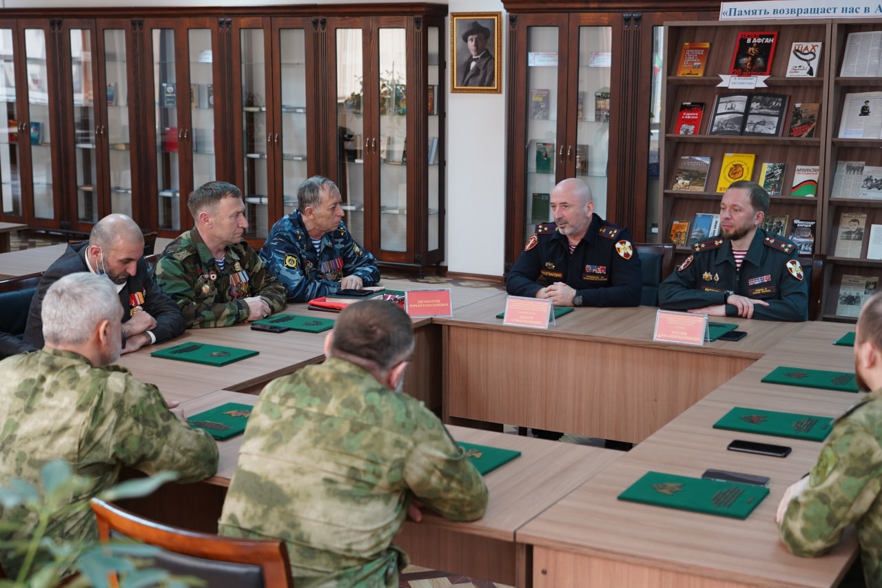 управление чеченской республики. архивное управление правительства чеченской республики. делимханов алибек султанович росгвардия. пресс-служба главы и правительства чеченской республики. магаев правительства чр.