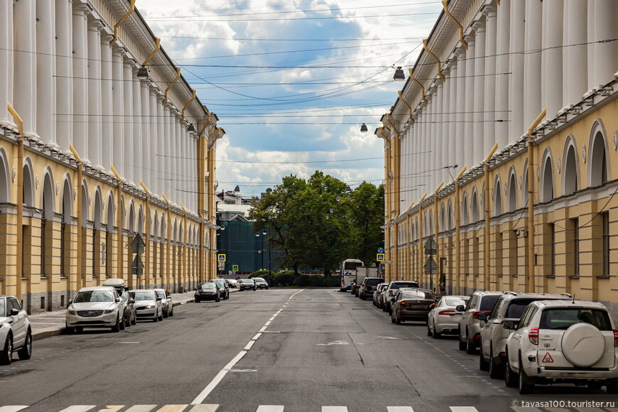 От Аничкова сада до улицы Росси