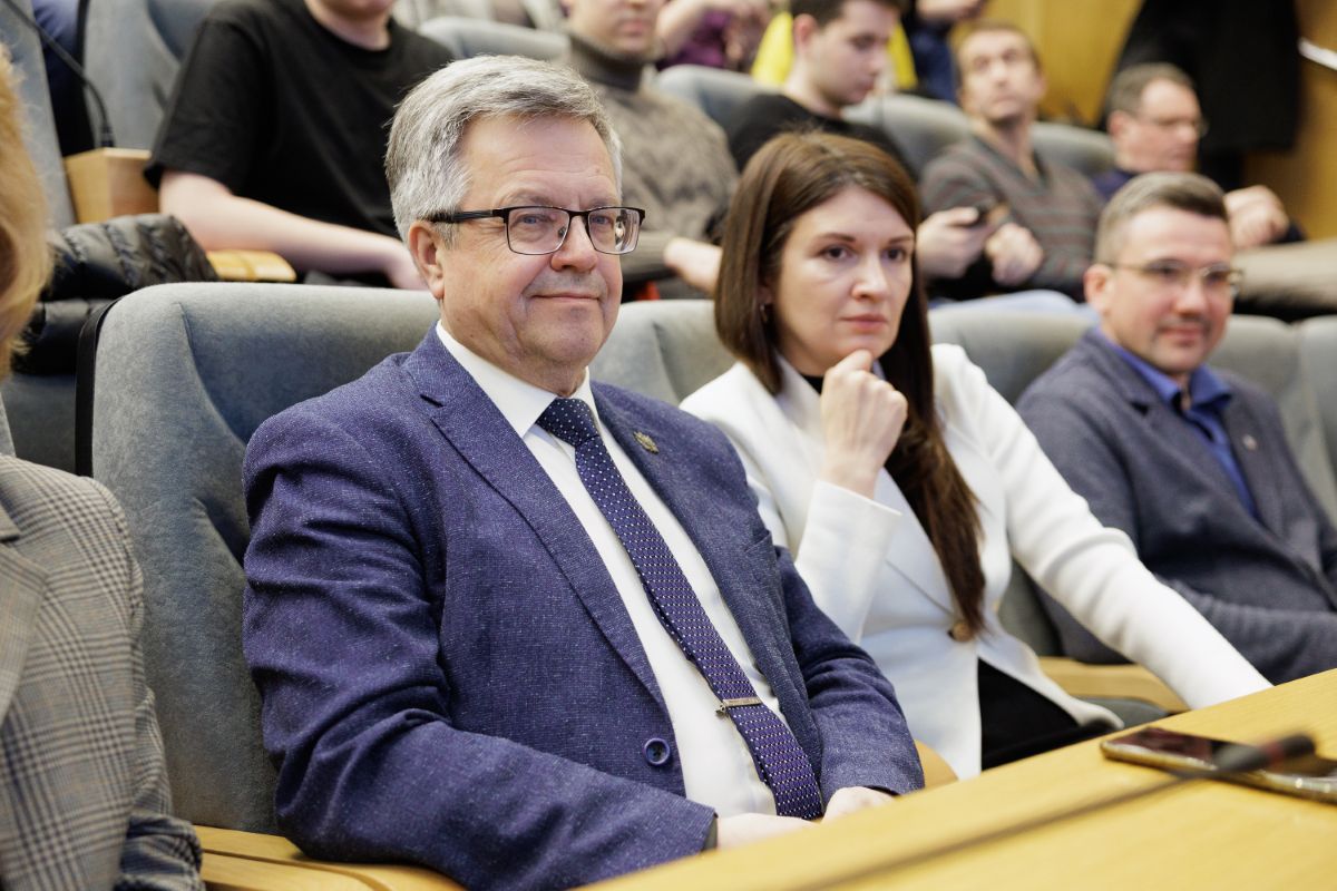 Послушать Эдуарда Тиктинского пришли и студенты, и преподаватели, и сотрудники Политеха 