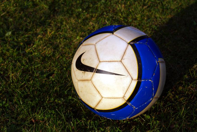 Nike Total 90 Aerow II ball
