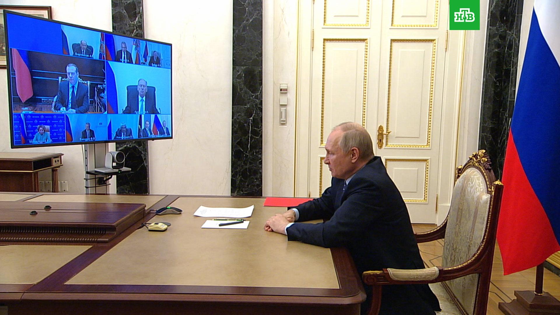 Собрание президентов. Видео совещание с путиным. Видео совещание с путиным. Видеоконференция президента. Собрание президентов.