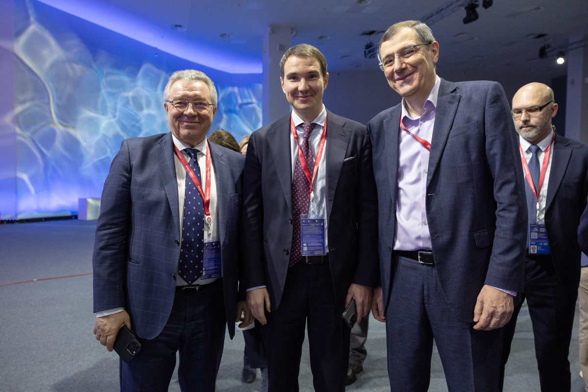 Ректор СПбПУ Андрей Рудской, заместитель министра науки и высшего образования Денис Секеринский, директор Института системного программирования им. В. П. Иванникова РАН Арутюн Аветисян 