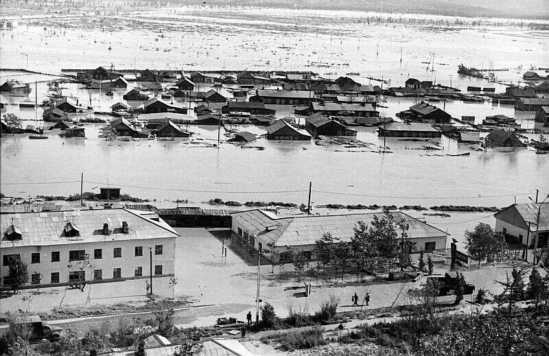 Тайфун филлис на сахалине 1981 фото