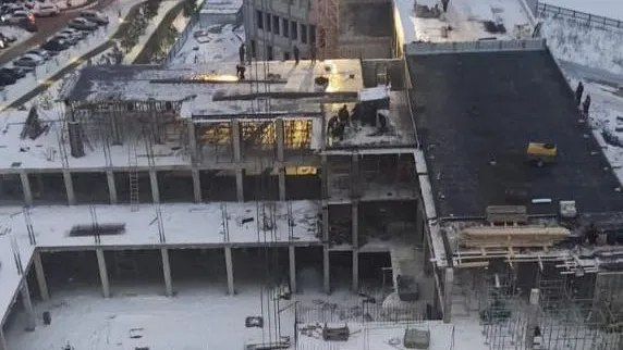 строиться новая школа павшинская пойма.