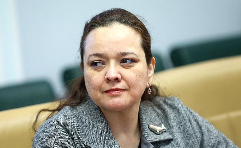 Анна Отке