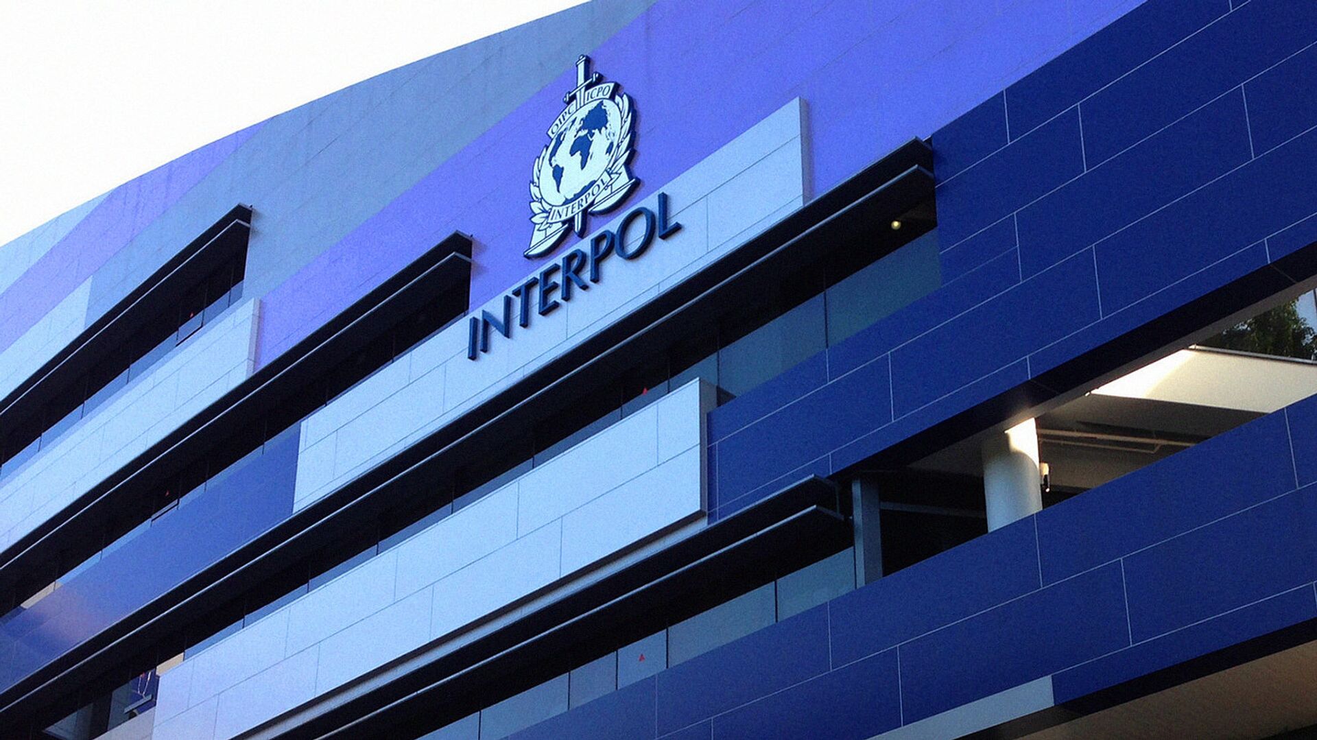 Логотип INTERPOL на фасаде здания - Sputnik Грузия, 1920, 08.05.2026