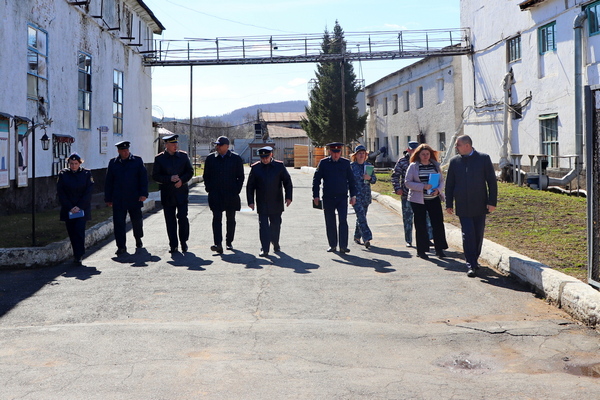 В ИК-25 ГУФСИН России по Челябинской области состоялось рабочее совещание, посвященное вопросам трудоустройства осужденных и выполнения производственных заказов для нужд муниципалитетов