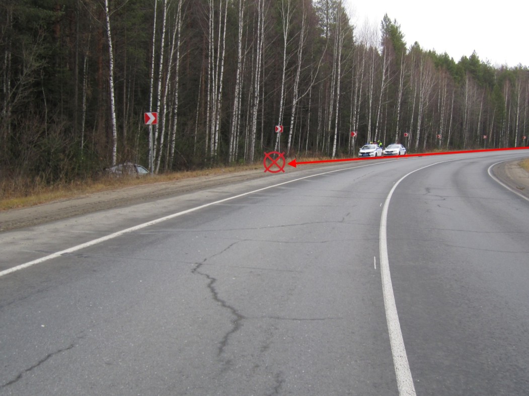 Мужчину отправили в больницу с тяжелыми травмами после съезда в кювет под Ухтой