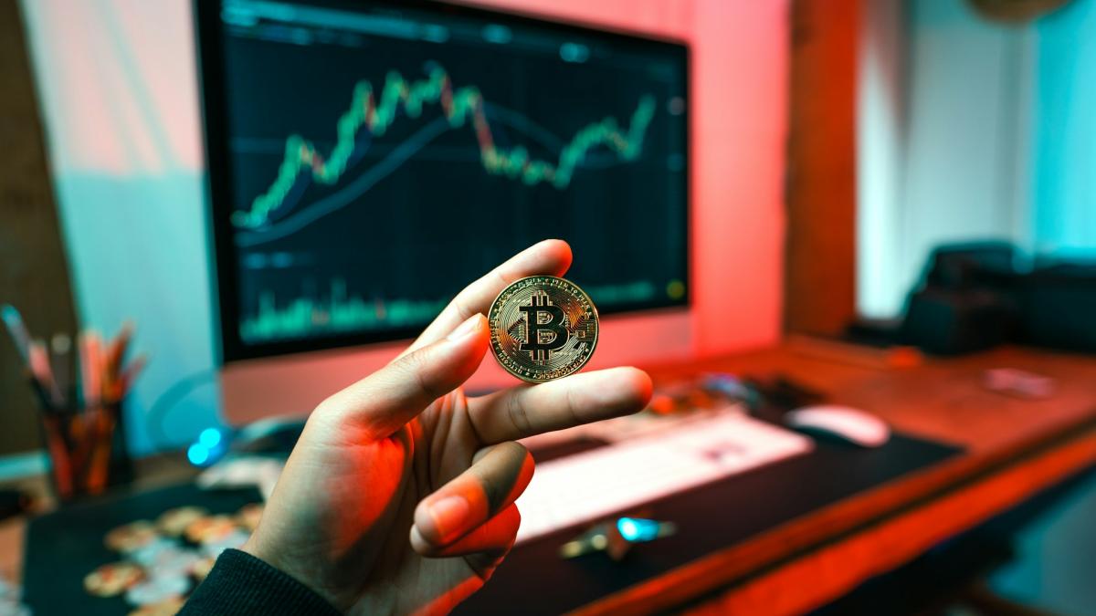 Биткоин
