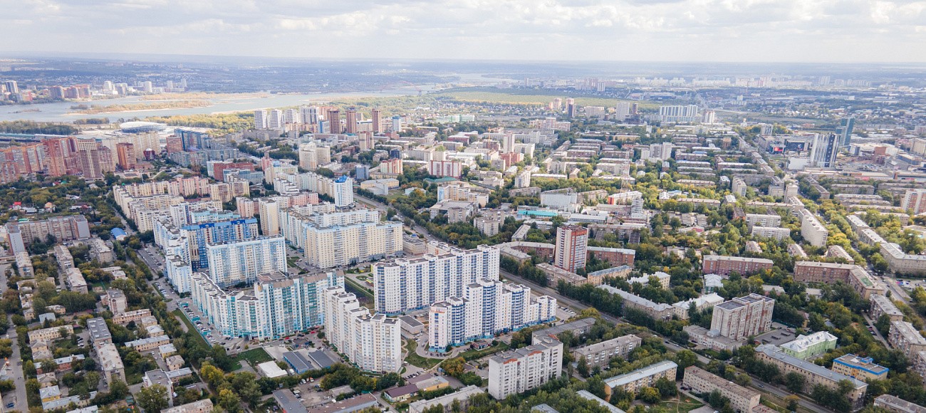 Ковид в новосибирске на сегодня. Новосибирск левый берег. Правый берег Новосибирск. Левевий берег Новосибирск. Многоэтажки.