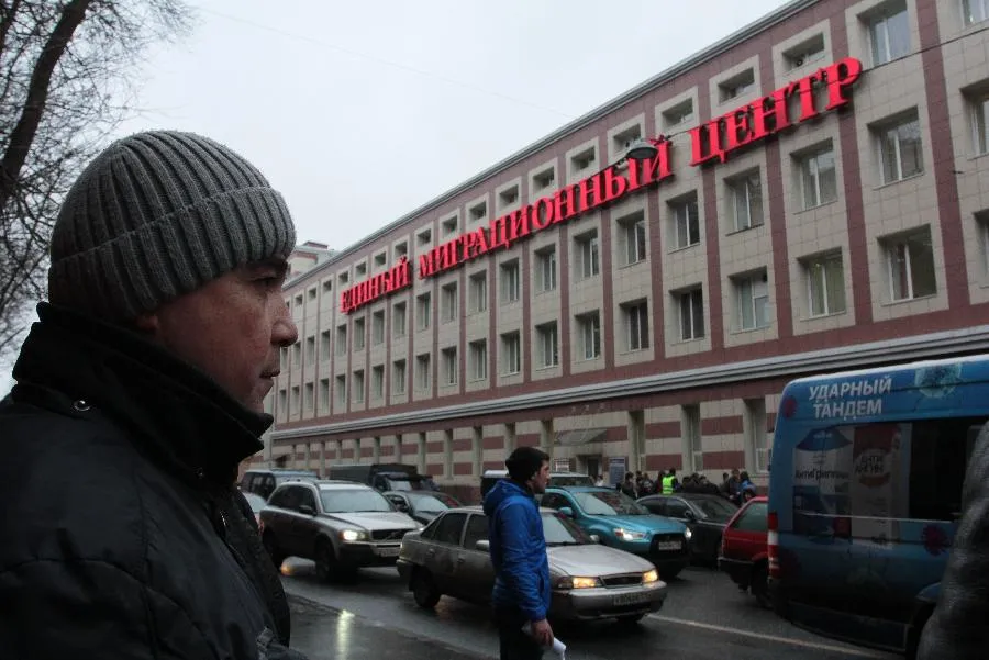 Узнаем по голосу. Совершенствование миграционного права в России идёт семимильными шагами | ФОТО Дмитрия СОКОЛОВА