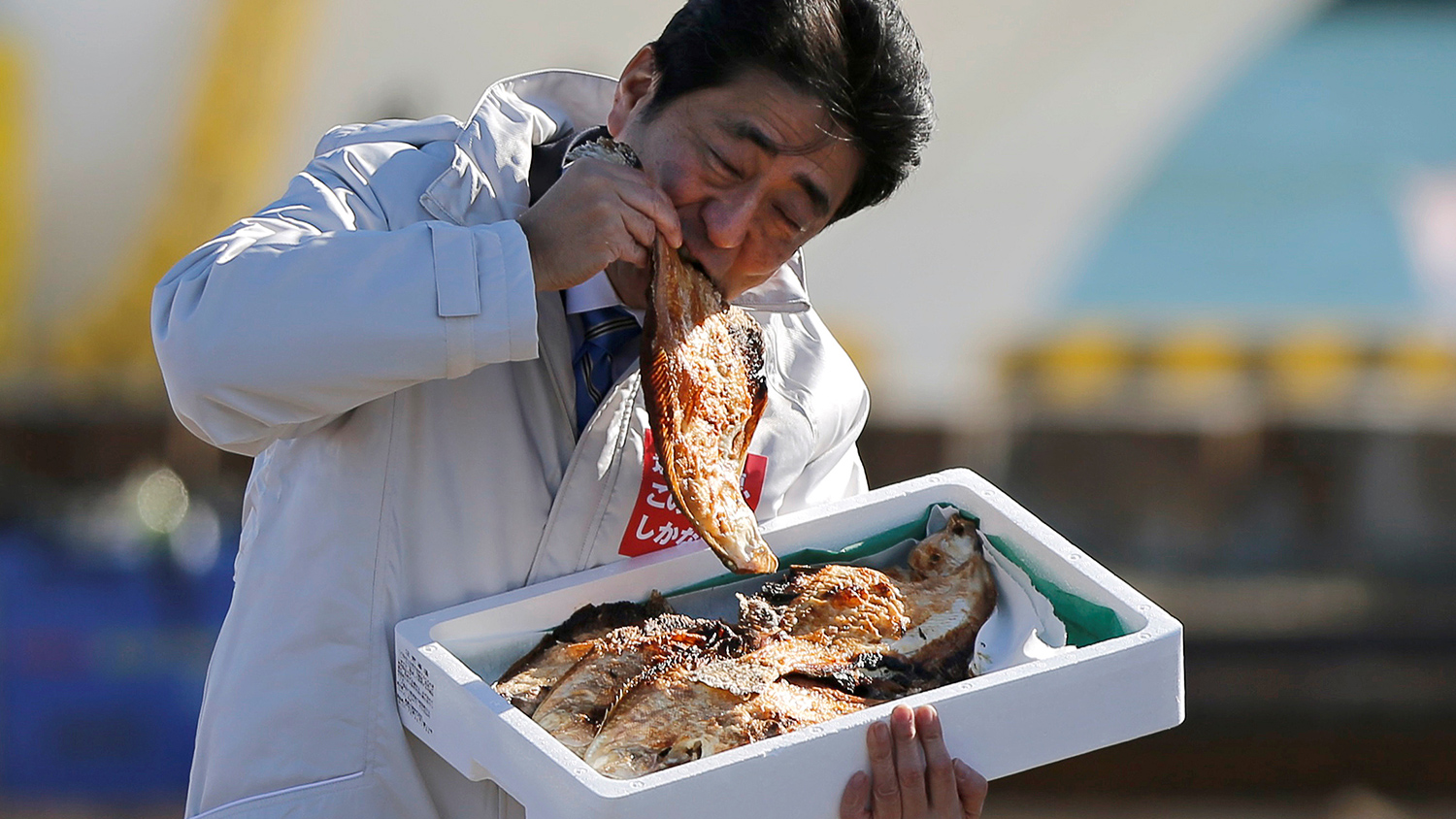 поедание морепродуктов