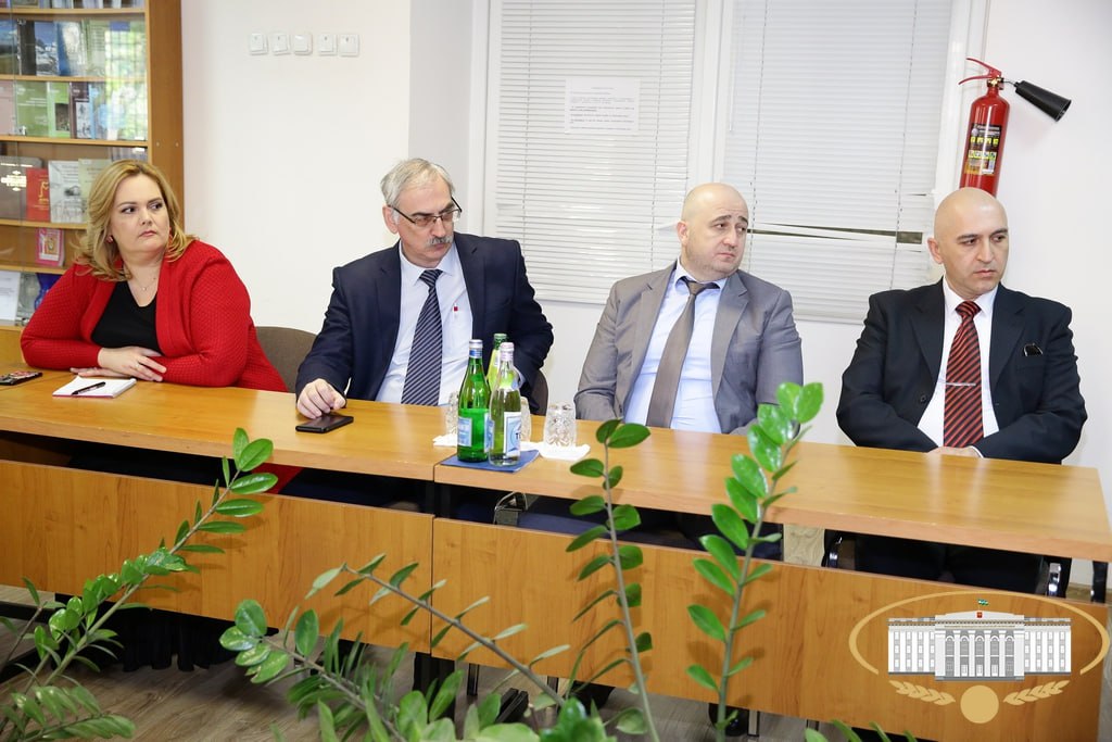 архивная служба кбр