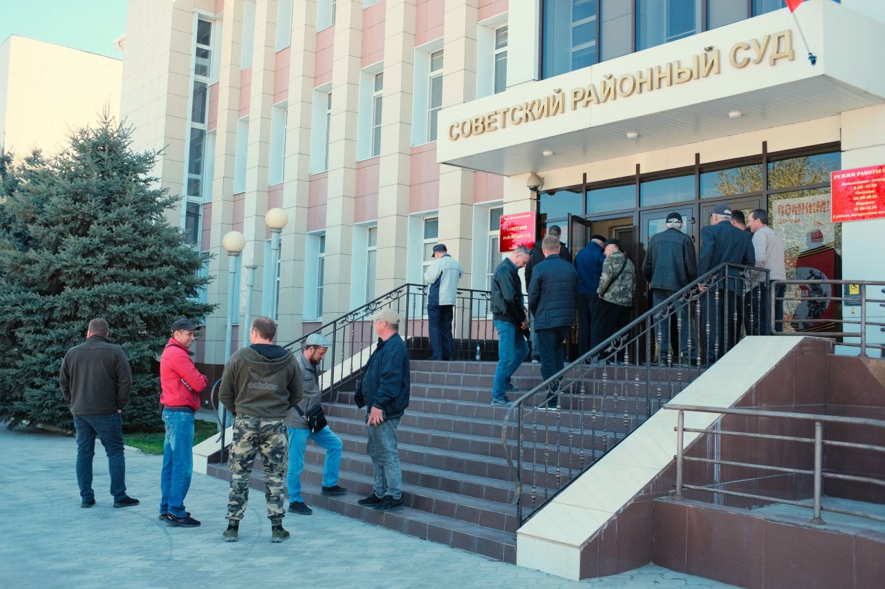 ахтубинские охотники, советский райсуд