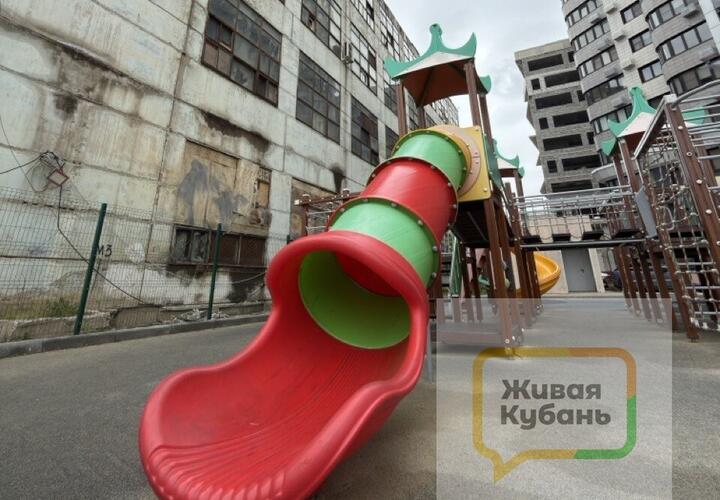 Наглядный фоторепортаж о суровом урбанистическом детстве
