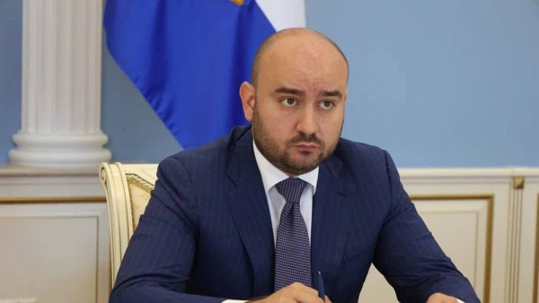 Губернатор Вячеслав Федорищев поздравил самарцев с Днем работников дорожного хозяйства 