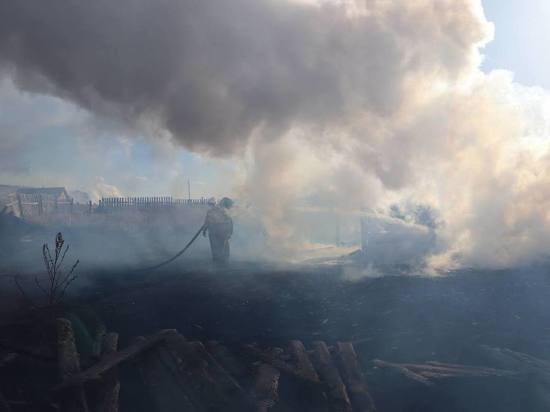 Следком и прокуратура проверят обстоятельства пожара в Тарбагатайском районе Бурятии