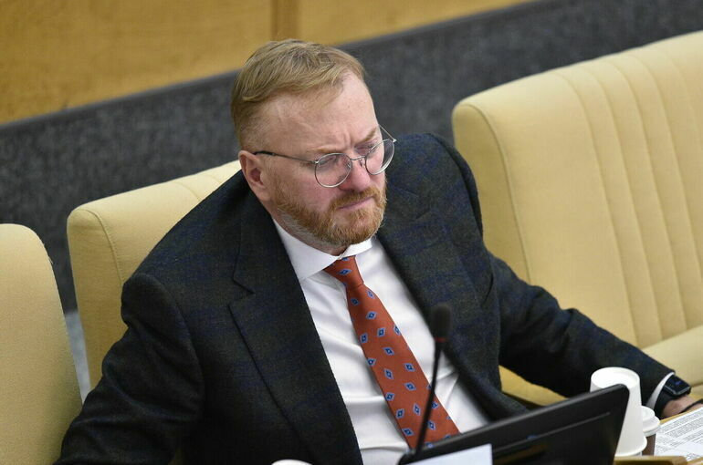 Милонов депутат жена. Милонов депутат жена. Милонов депутат. Милонов депутат. Грабар милонов.