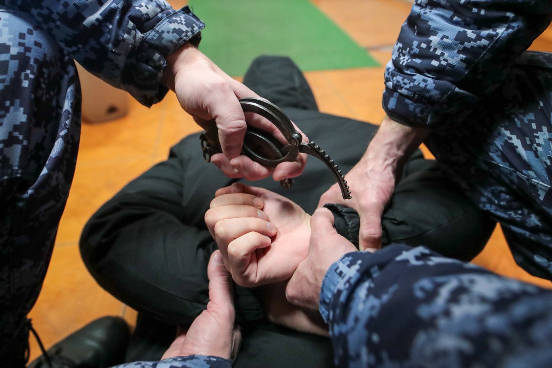 Сбежавшего из-под ареста учителя-педофила из Череповца нашли в Краснодаре