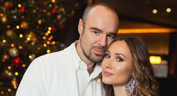 Суд назначил психиатрическую экспертизу Елене Товстик по делу о разводе