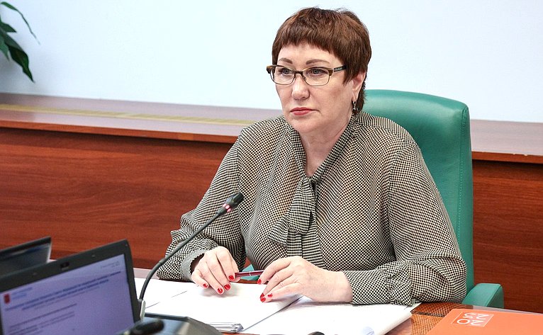 Елена Перминова