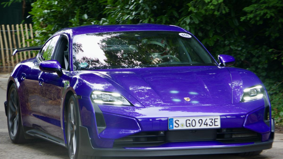 Porsche Taycan Turbo GT (53877763941)