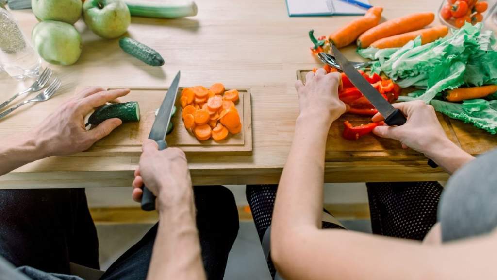 Как выстроить здоровый рацион в паре: что включить в рацион для разных целей, рекомендации