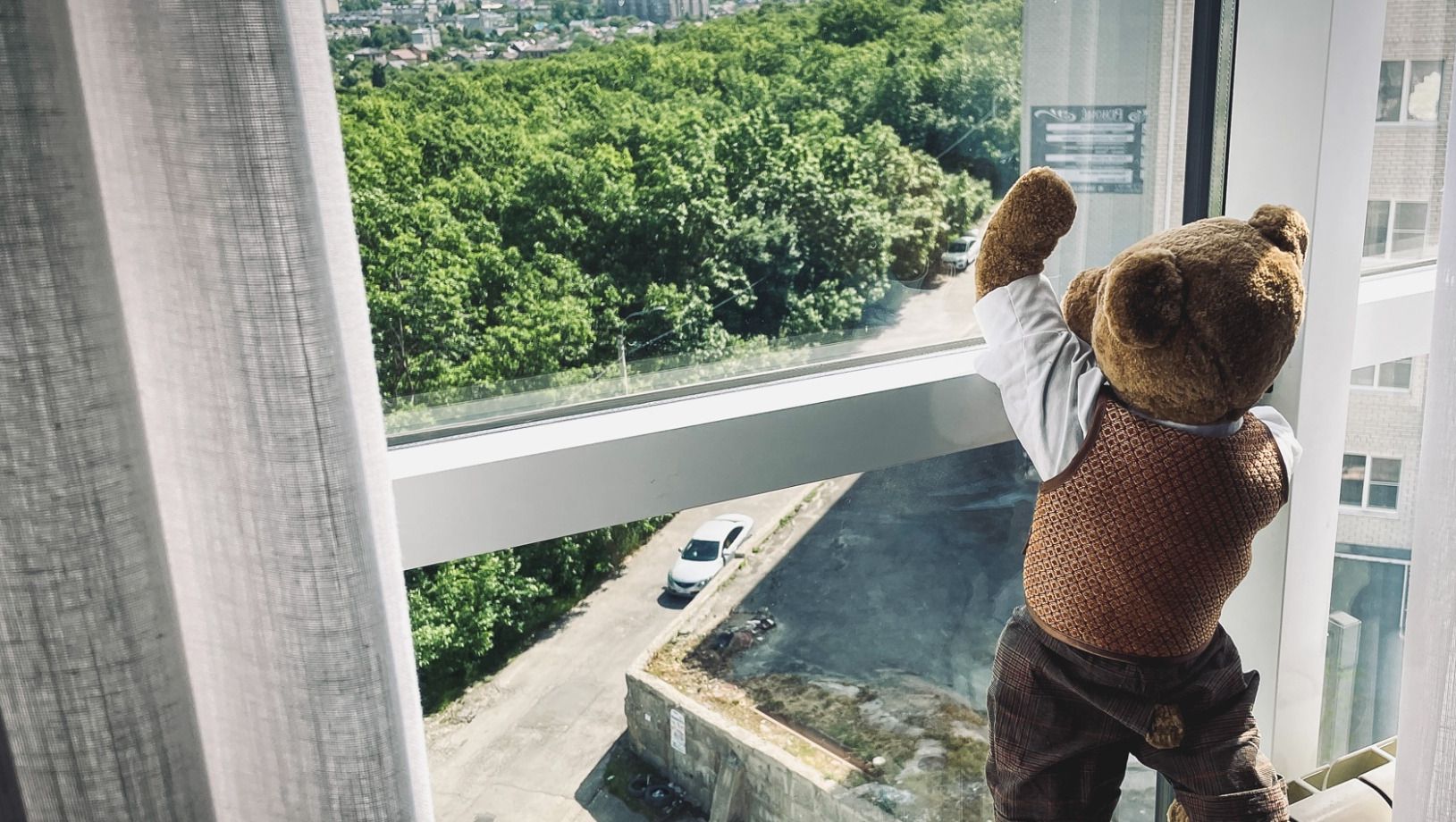 Кошмар любого родителя: в Приморье малыш получил перелом черепа после падения из окна