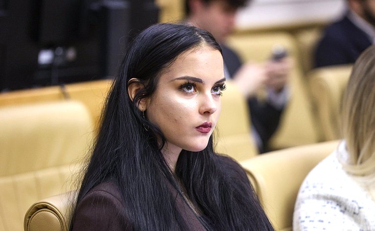 Круглый стол на тему «Особый порядок привлечения к административной ответственности судей и иных должностных лиц, выполняющих определенные государственные функции»