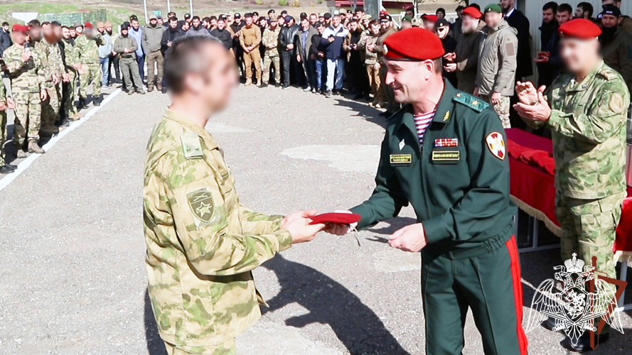 Росгвардейцы из Дагестана стали обладателями крапового берета