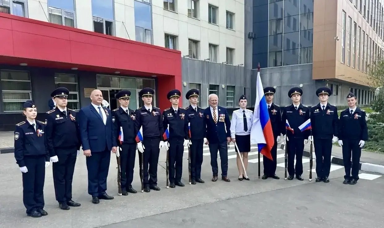 Общественный совет при УВД по ЮАО ГУ МВД России принял участие в торжественном мероприятии, посвящённом 81-й годовщине Великой Победы