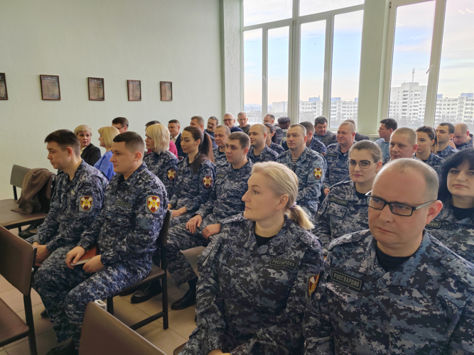 В Калининграде сотрудники подразделений госконтроля и лицензионно-разрешительной работы Росгвардии отметили 55-летие образования службы