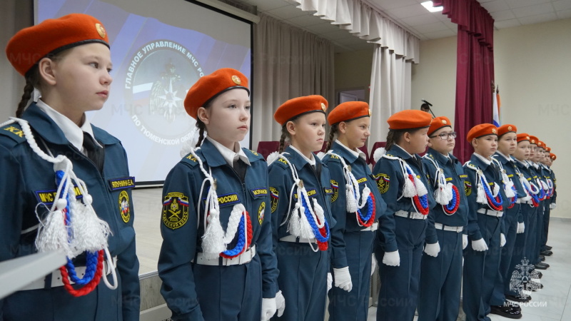 Кадеты МЧС России приняли присягу в селе Байкалово