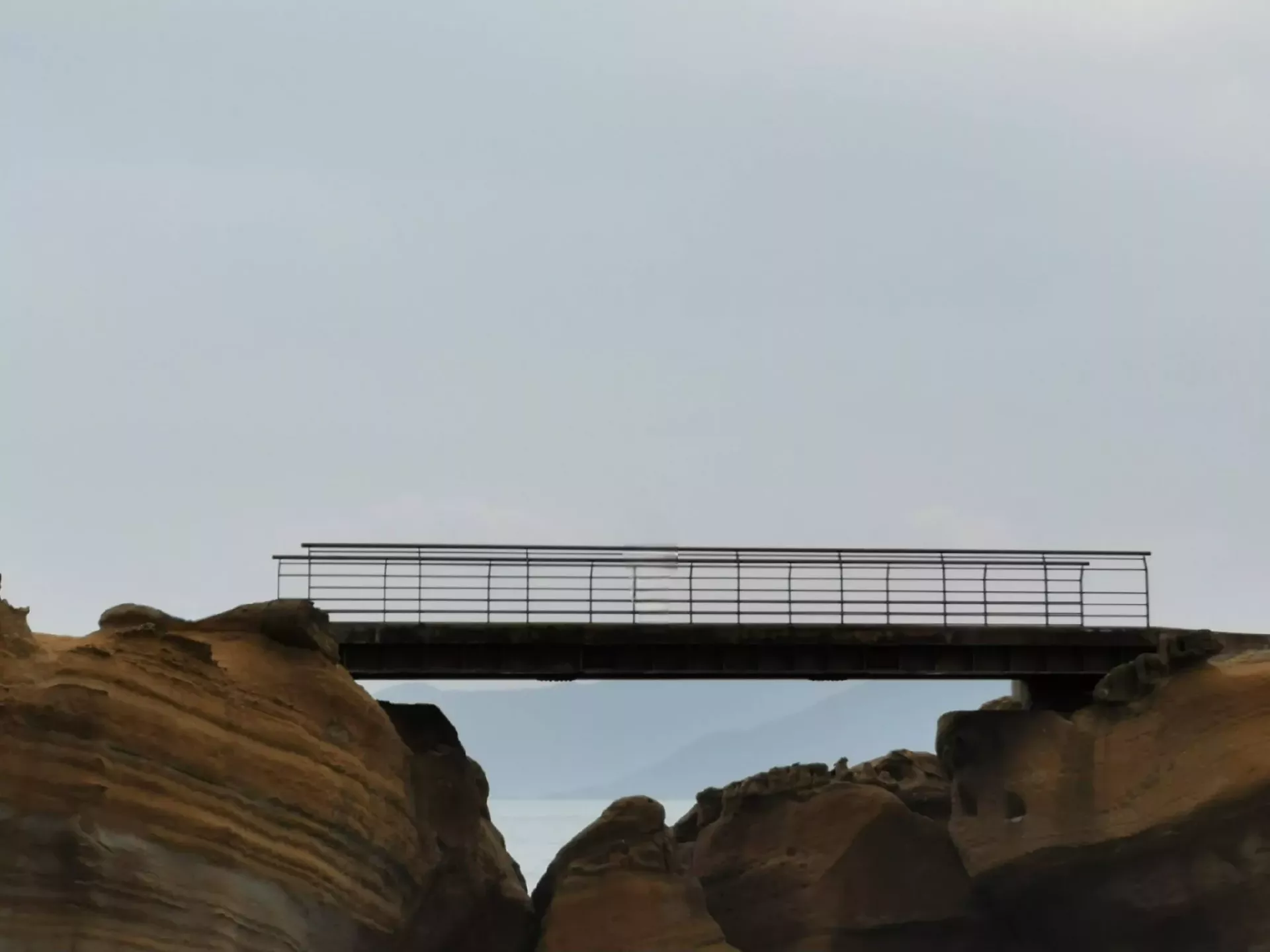 Samsung или Google? Удаление объектов с фото