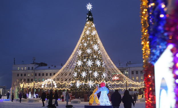 Новогодние каникулы в 2026 году продлятся 12 дней